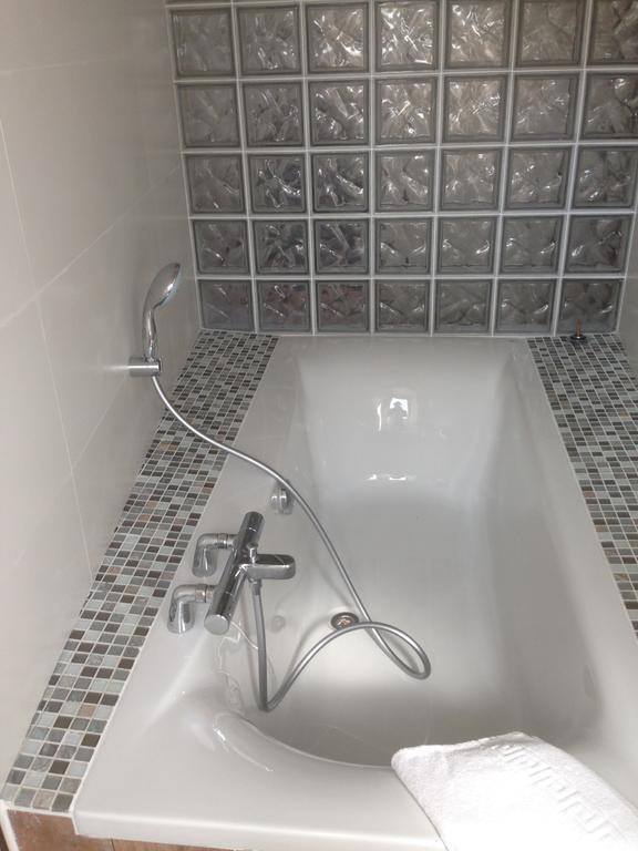 פונטנבלו Demeure Les Aiglons, Chambres D'Hotes & Spa חדר תמונה